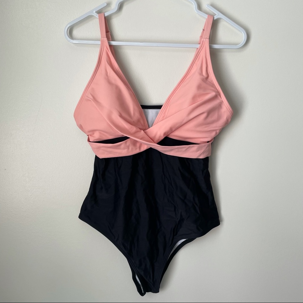 Two tone one piece swimsuit